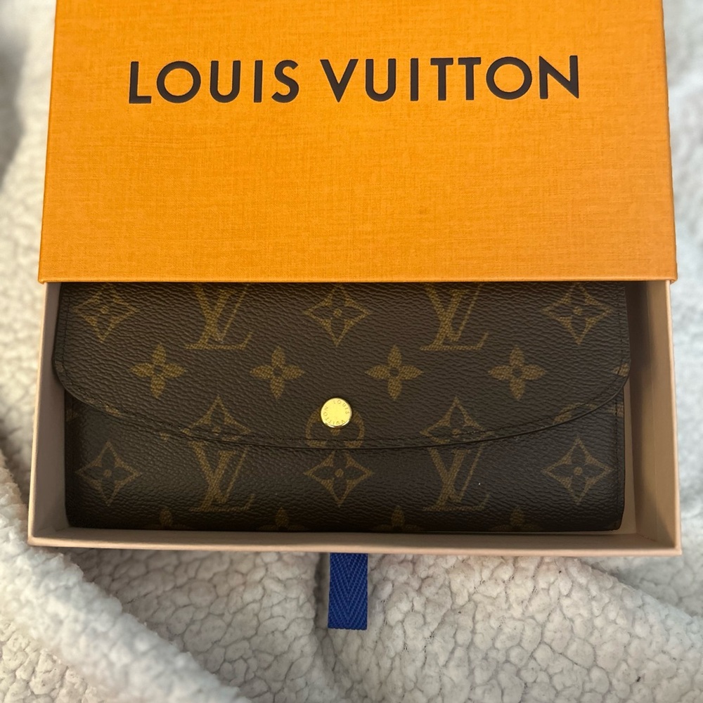 Louis Vuitton Fuchsia and brown Monogram Emilie Wallet